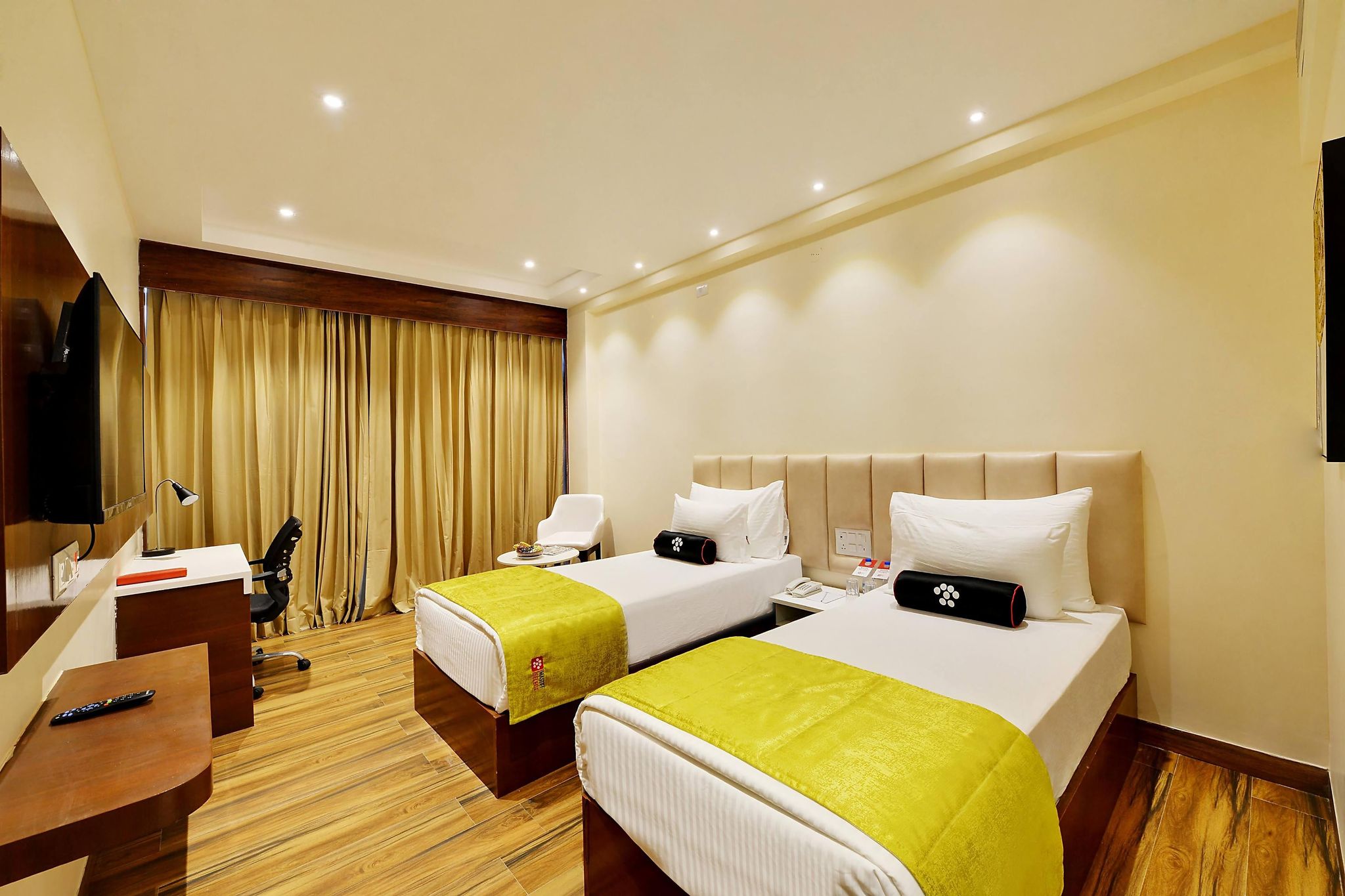 Mastiff Select Gulbarga Hotel Superior King Room 3