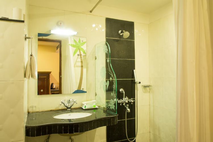 Royal Suite (PARTIAL SEA VIEW) DOUBLE BED