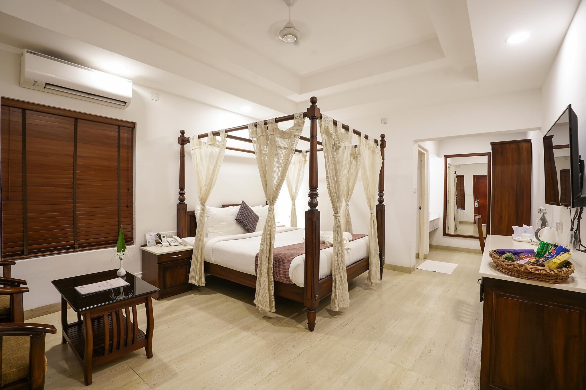 Once Upon The River - Cochin International Airport Luxury Room 7