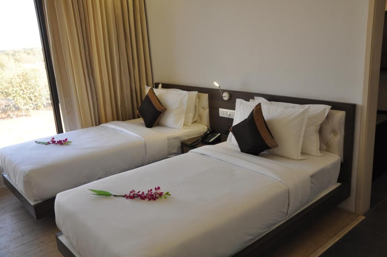 Deluxe King Room