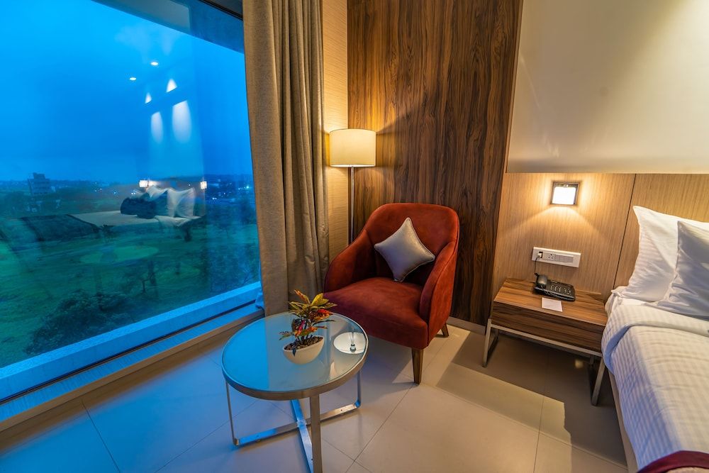 Rakabi The Fern, Igatpuri Winter Green Room 16