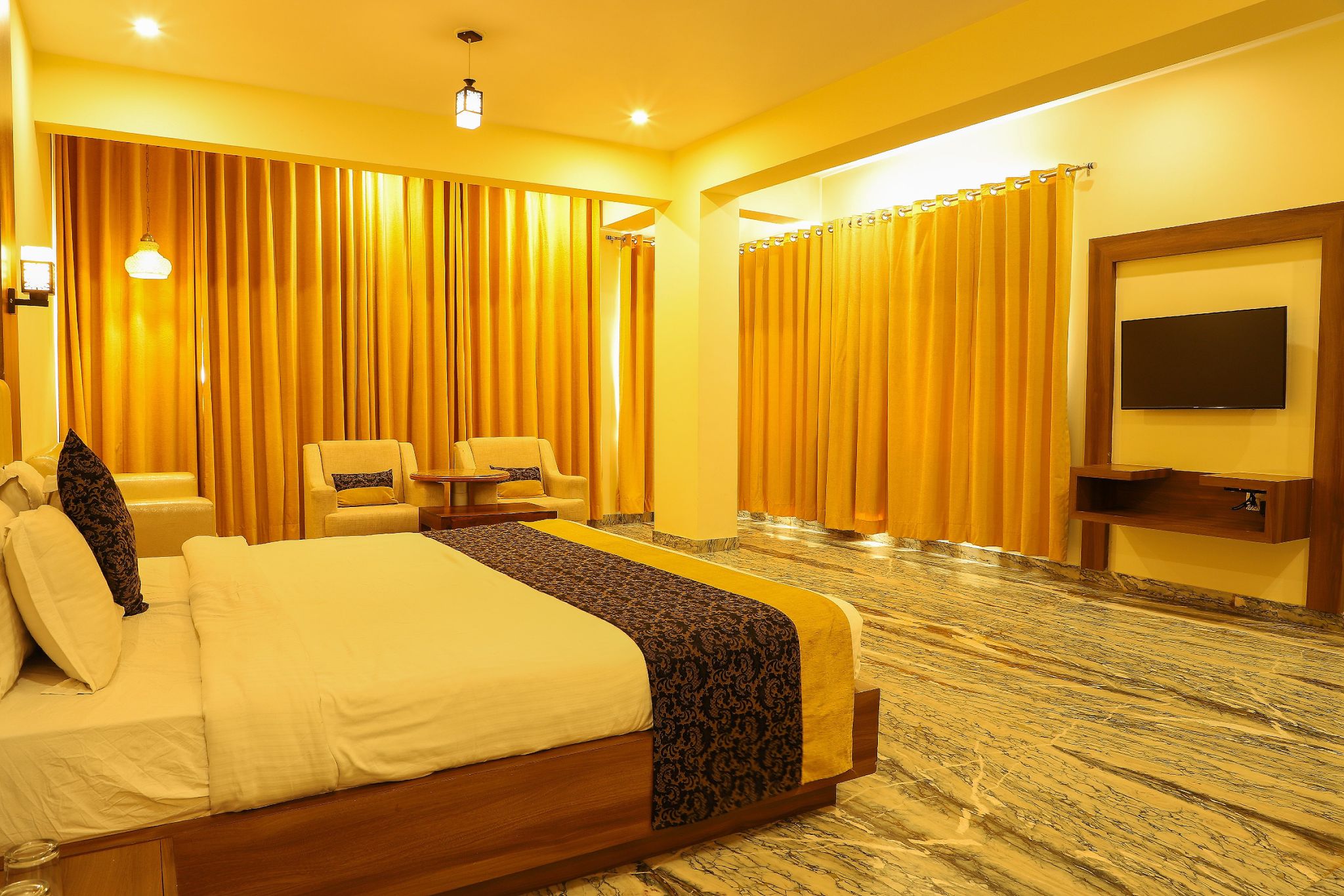 Premier Lake View Twin Room
