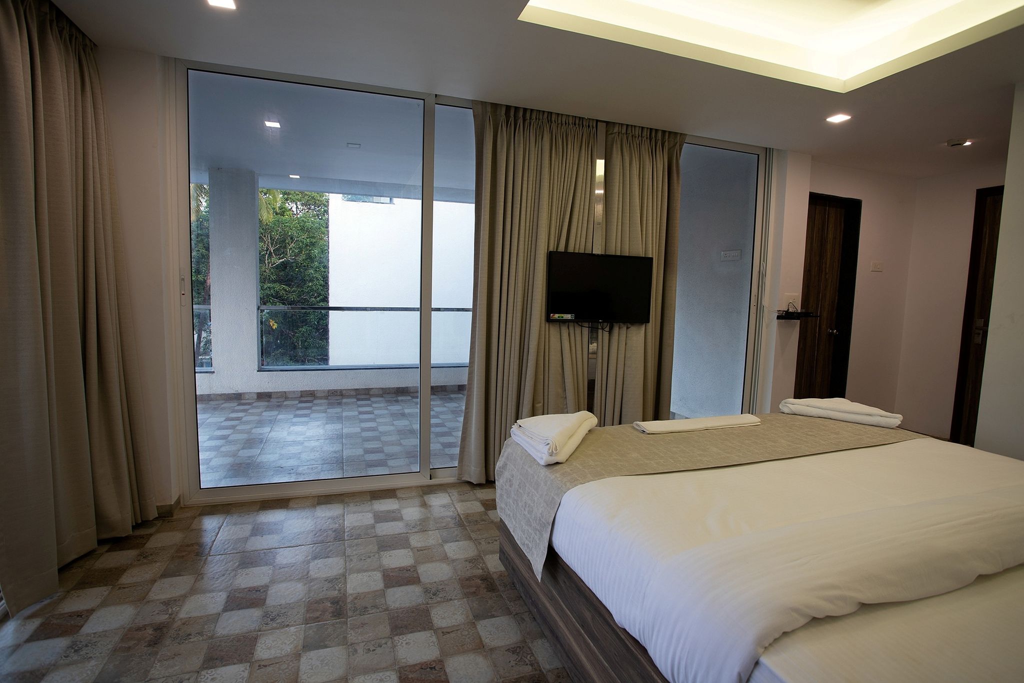 Villa De Orange A Boutique Hotel Luxury Room with Balcony 4