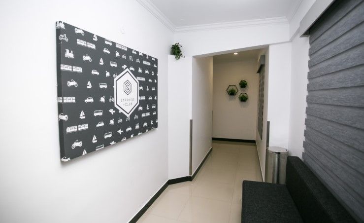 undefined Sapphire Club Metro 3