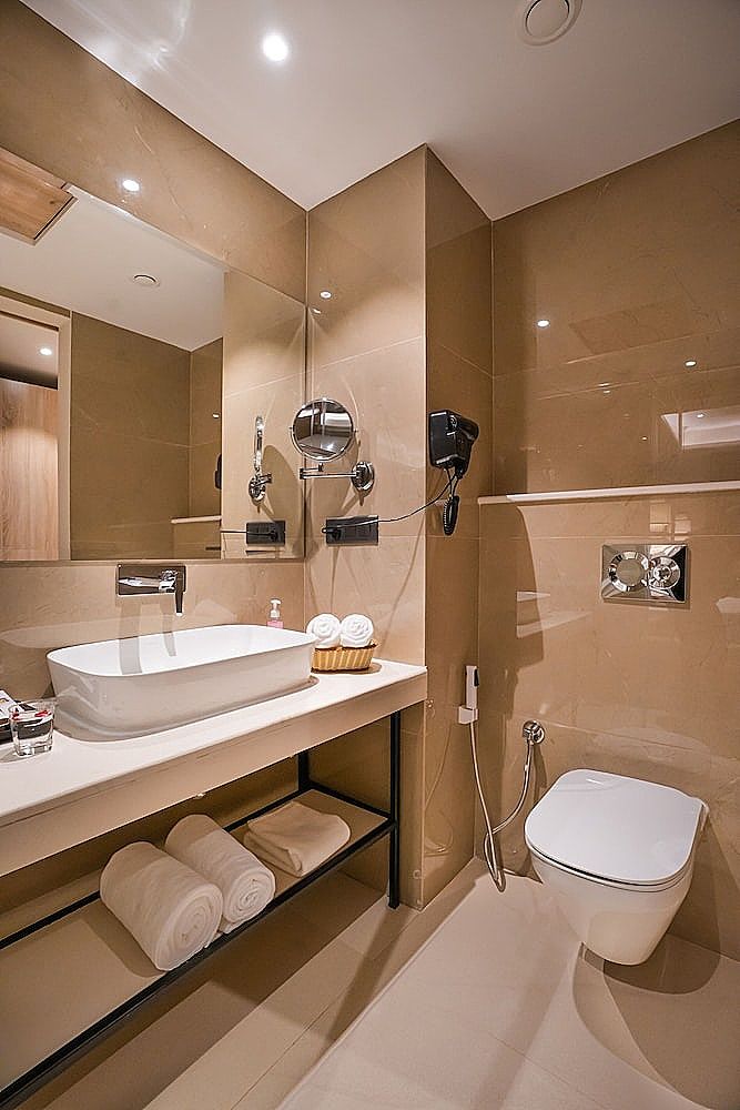 Snow Valley Heights (Centrally Heated) Superior Room (Non View) 11