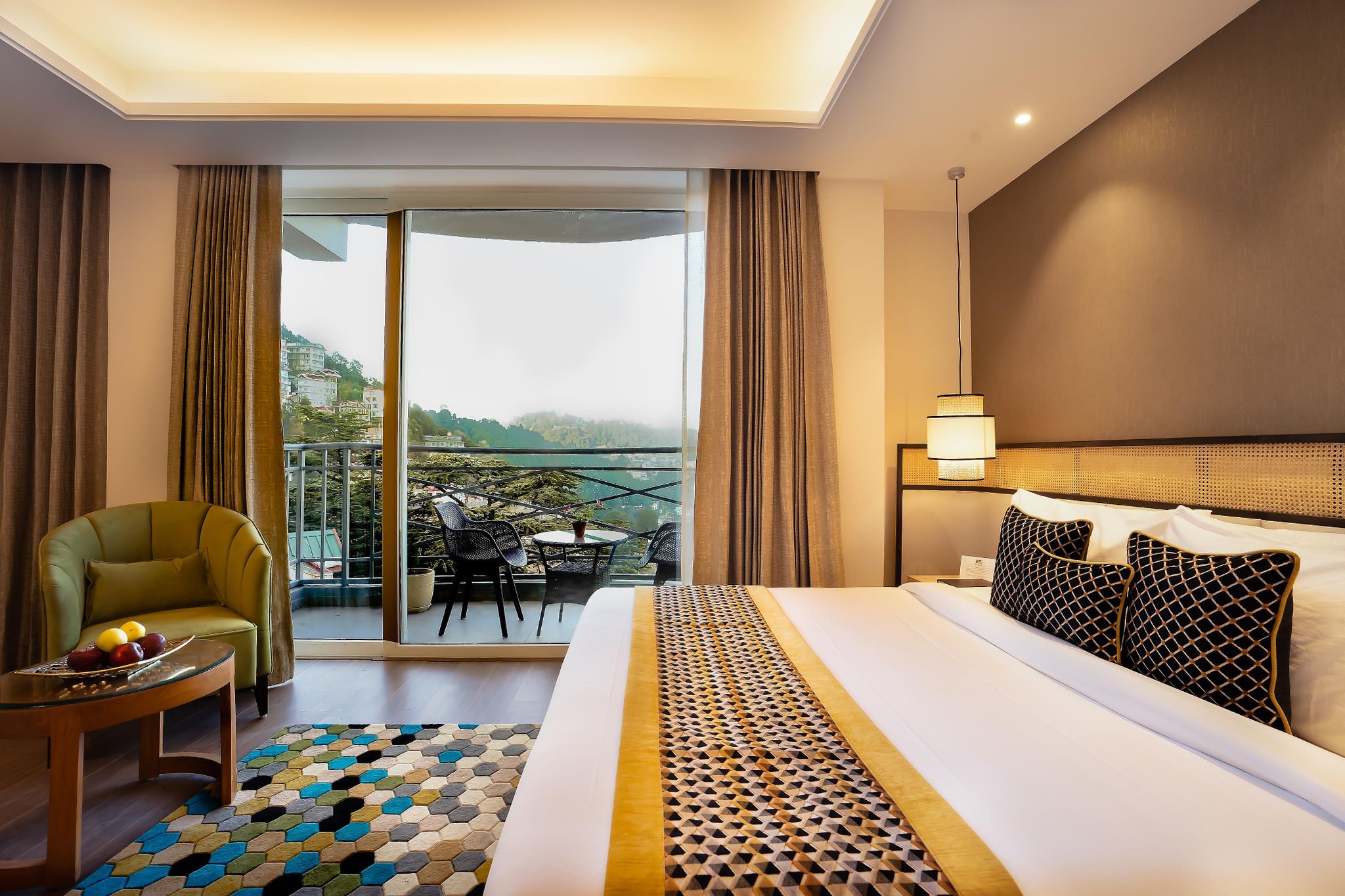 Club Room (Balcony with View on 1st or 2nd floor )