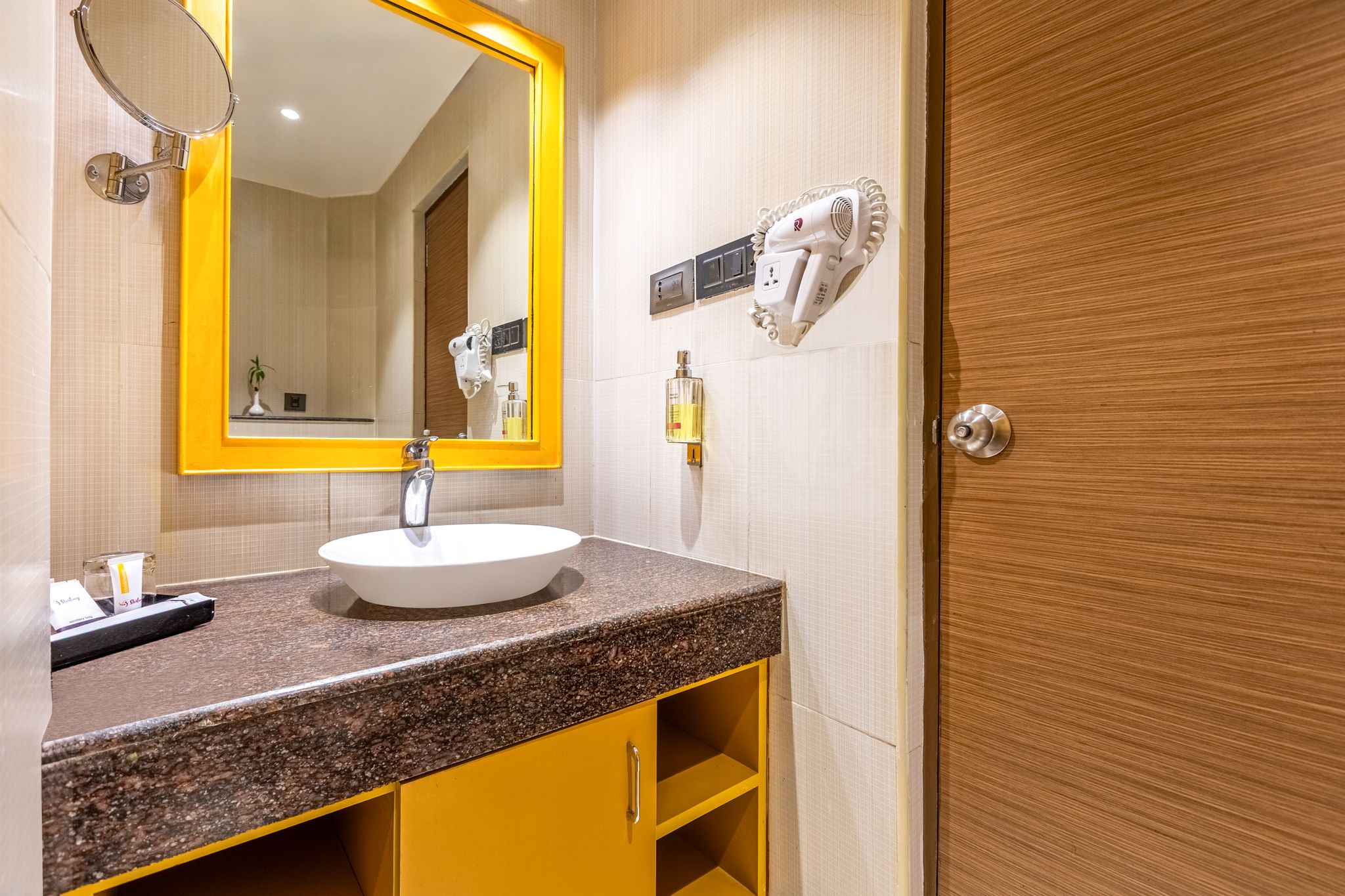 Sterling Munnar Indulge Room 5