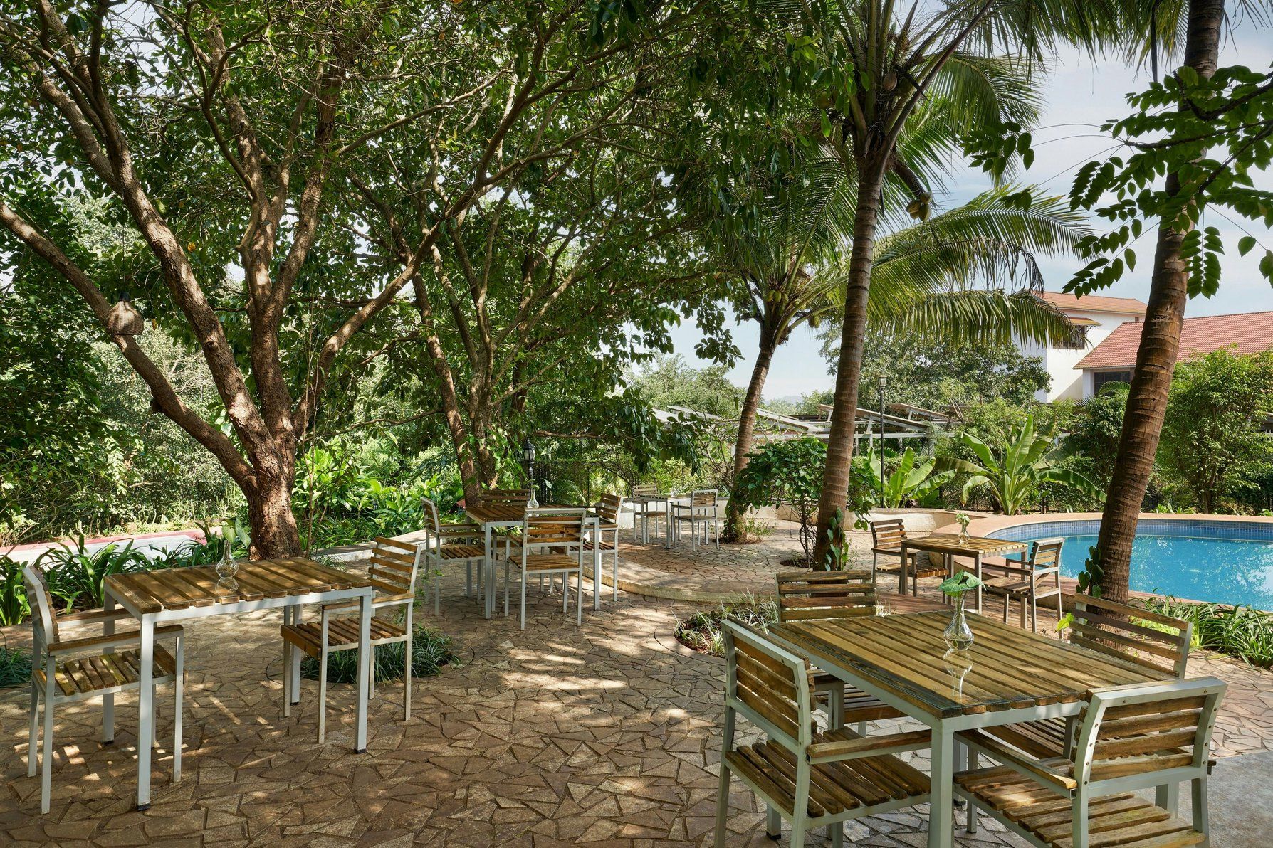 Poolside Café - Azure - Terrace