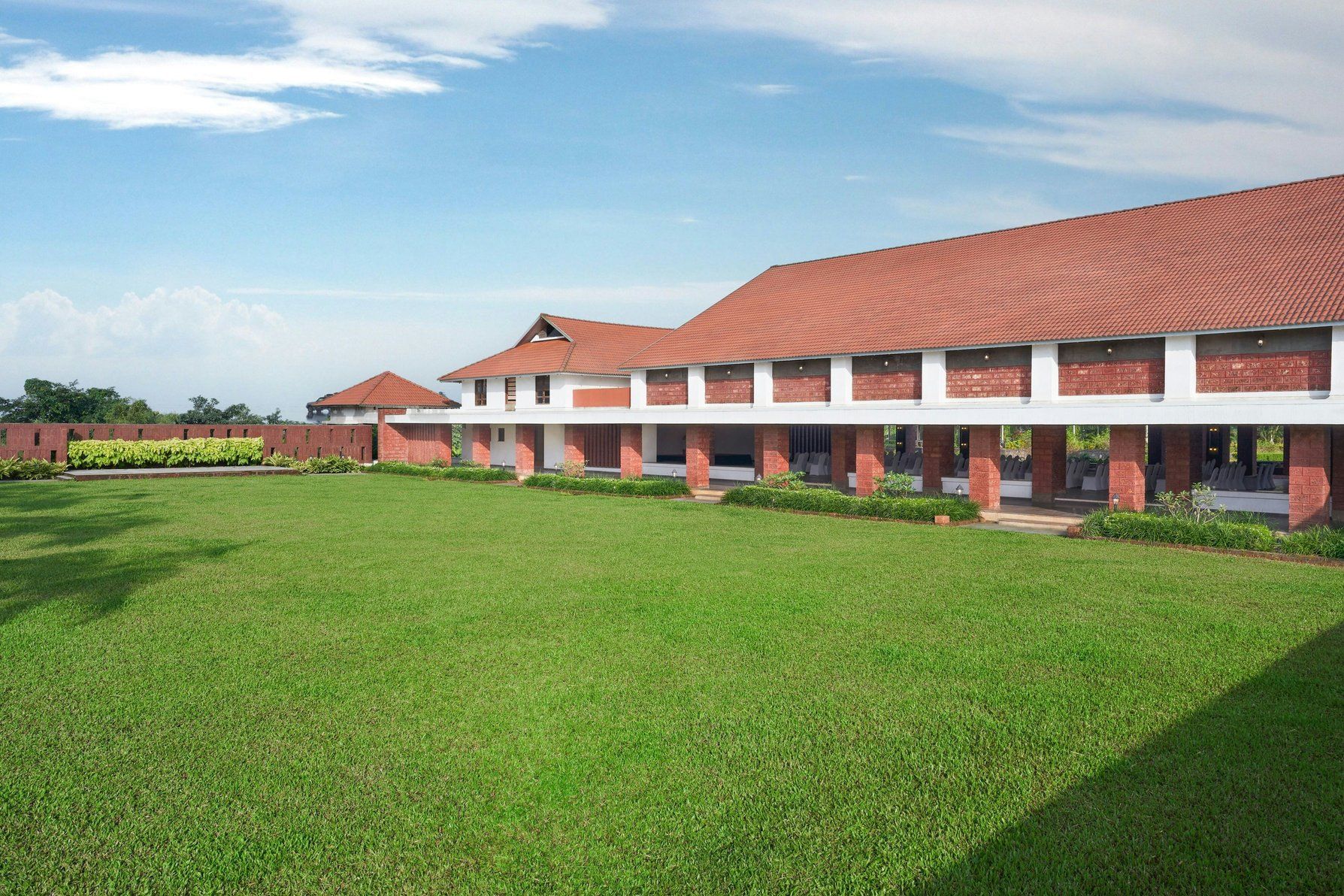 Lawn - Tarangan