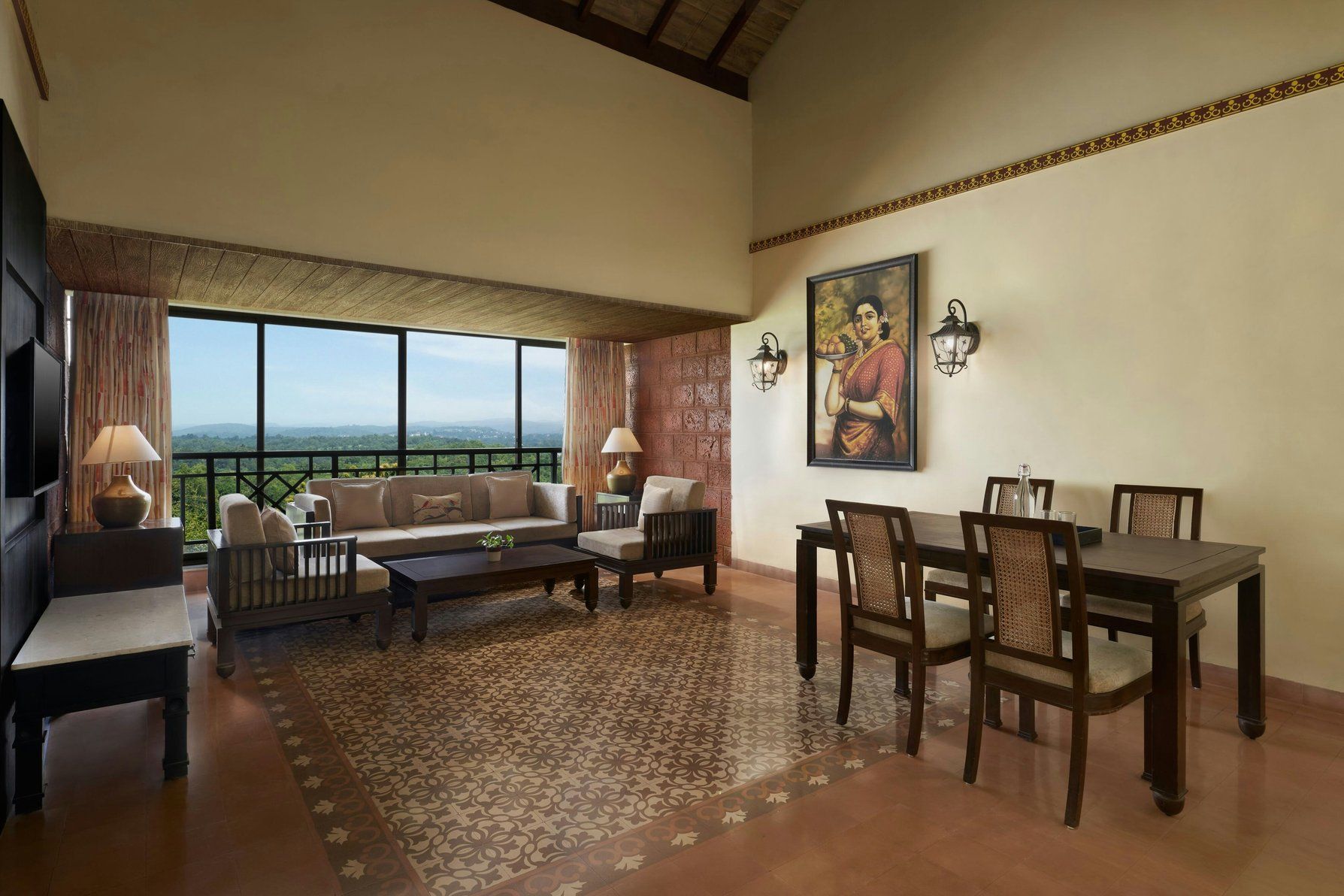 Suite - Living Room - Sofas - Dining Tables