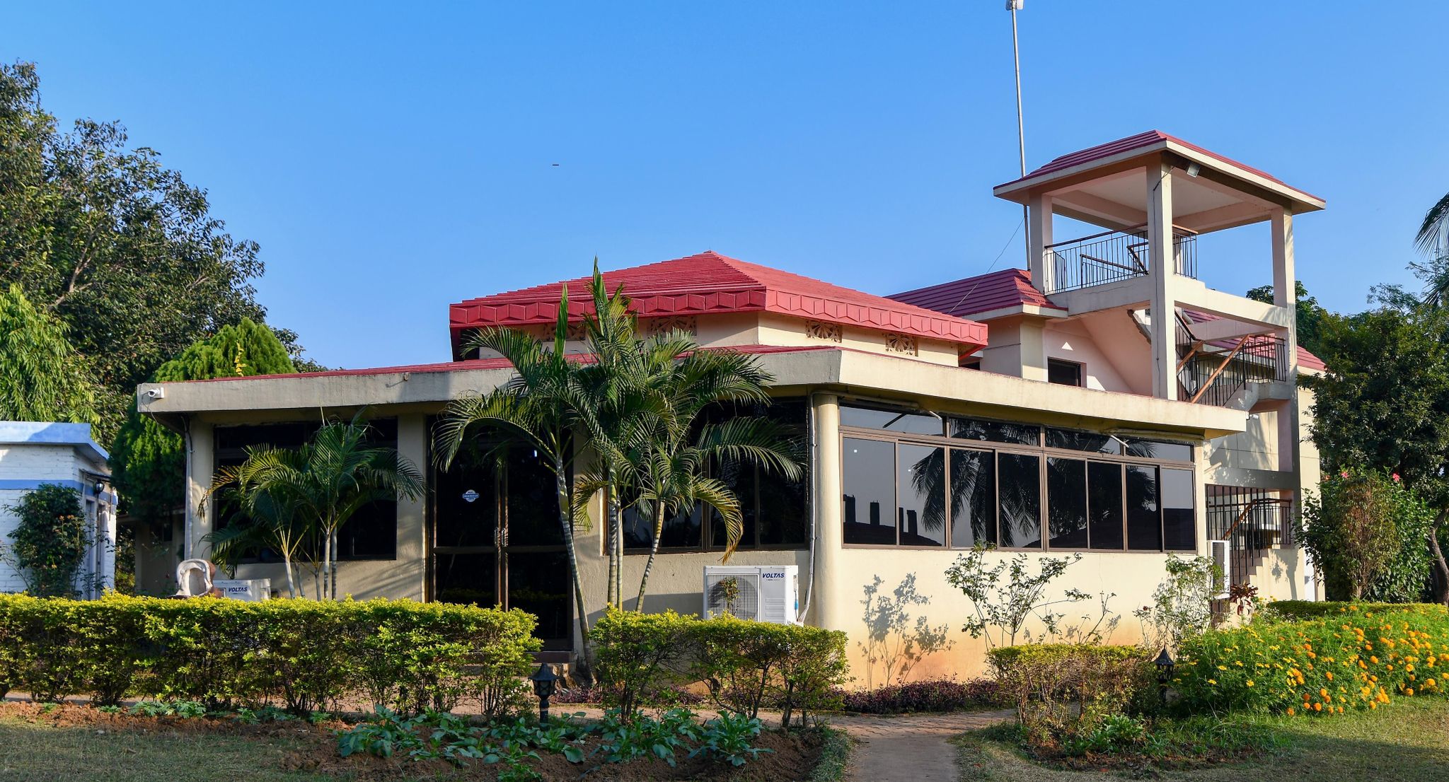 Peerless Resort Mukutmanipur