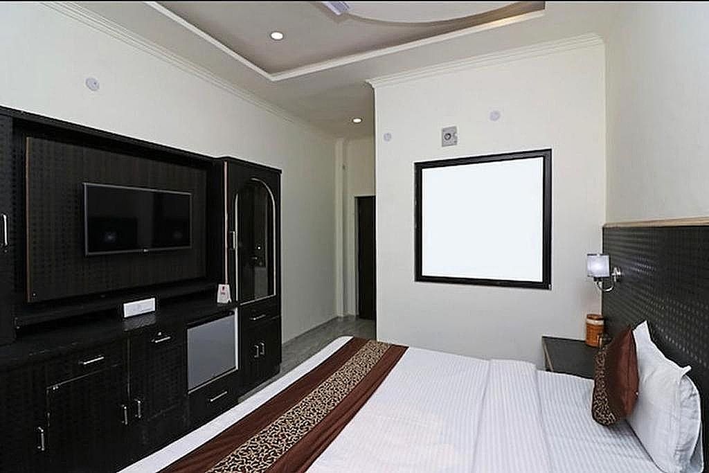 The SSB Hotel