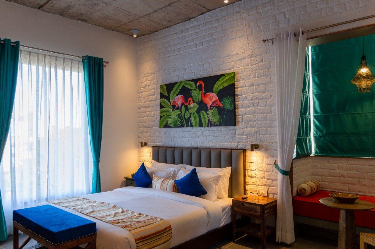 undefined The Sierra - By The Lake 9