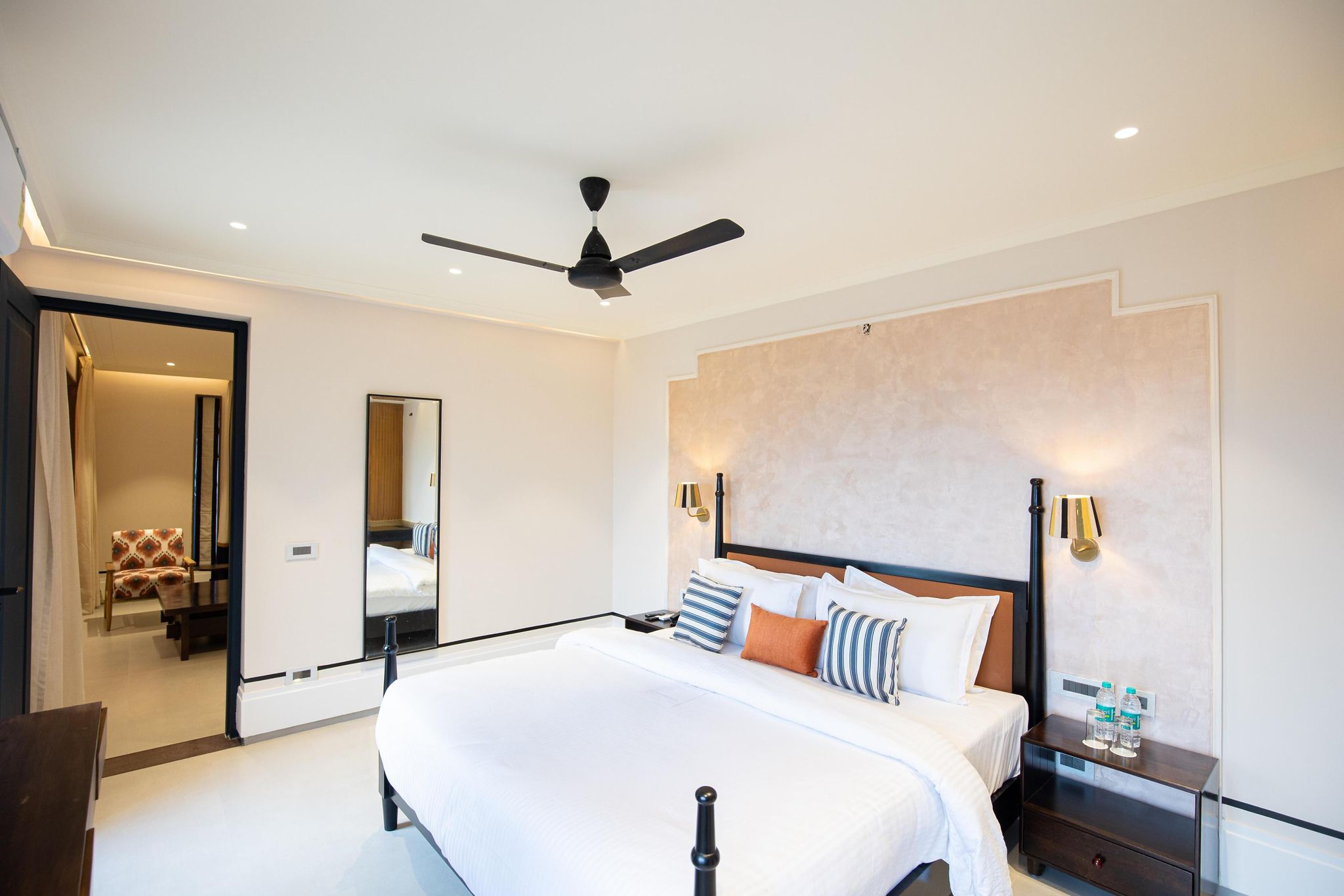 undefined The Sierra - By The Lake 8