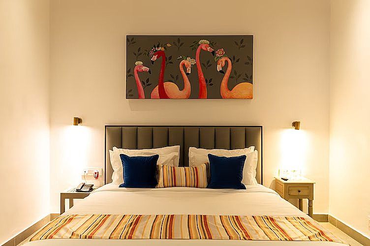 The Sierra - By The Lake Executive Room 3