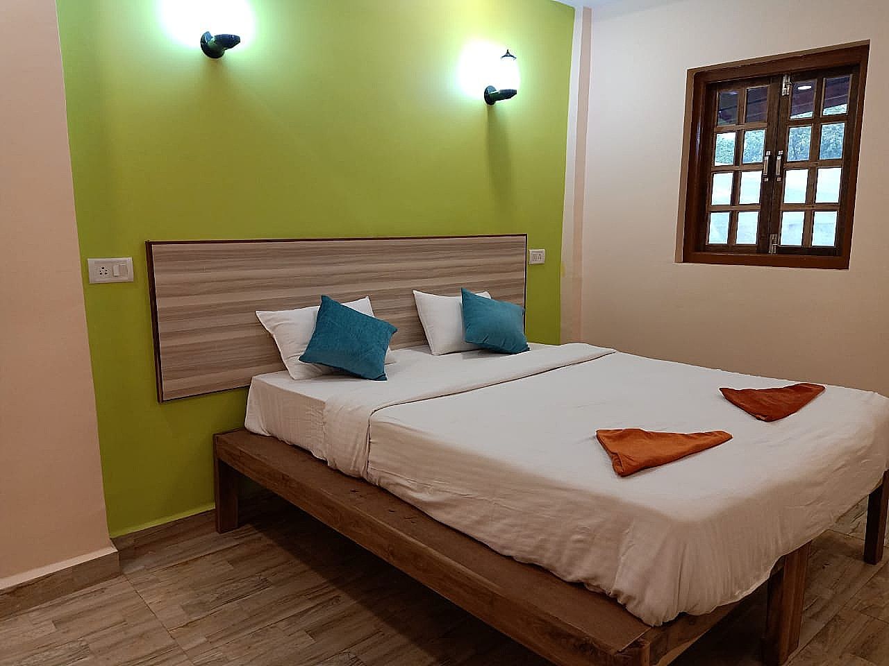 TP Beach Resort Deluxe Room 3