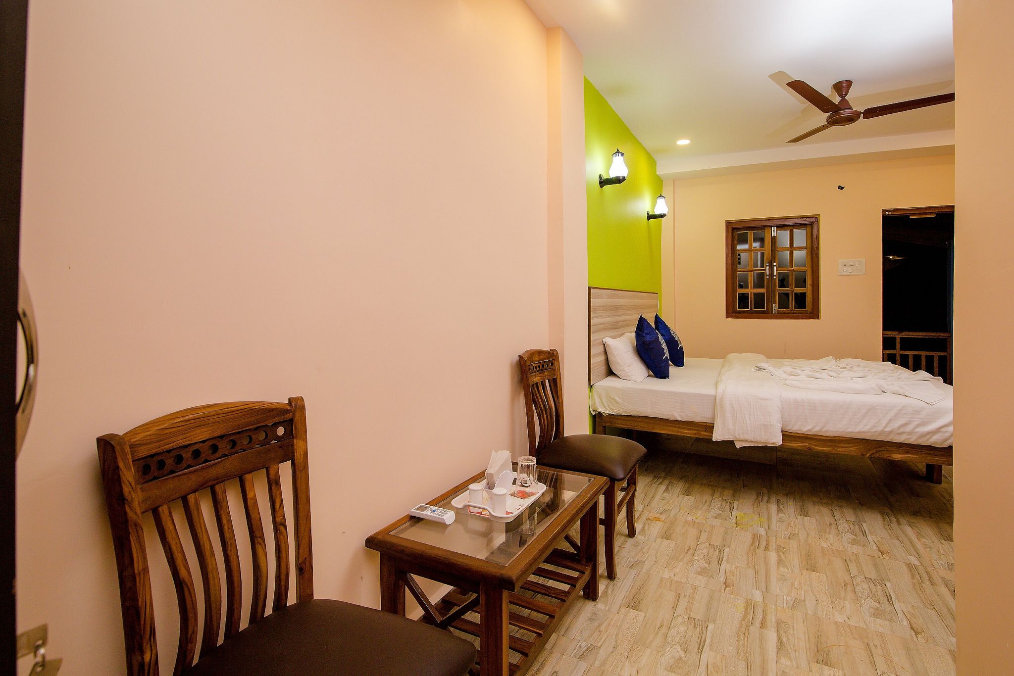 TP Beach Resort Deluxe Room 4