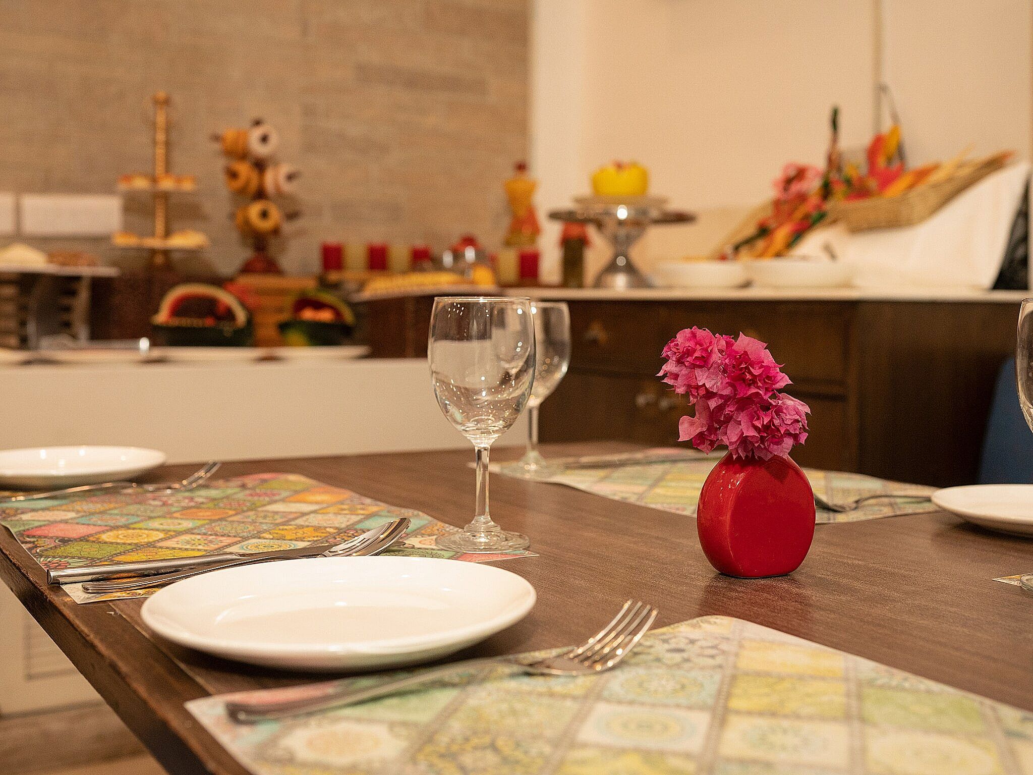 Food & Dining