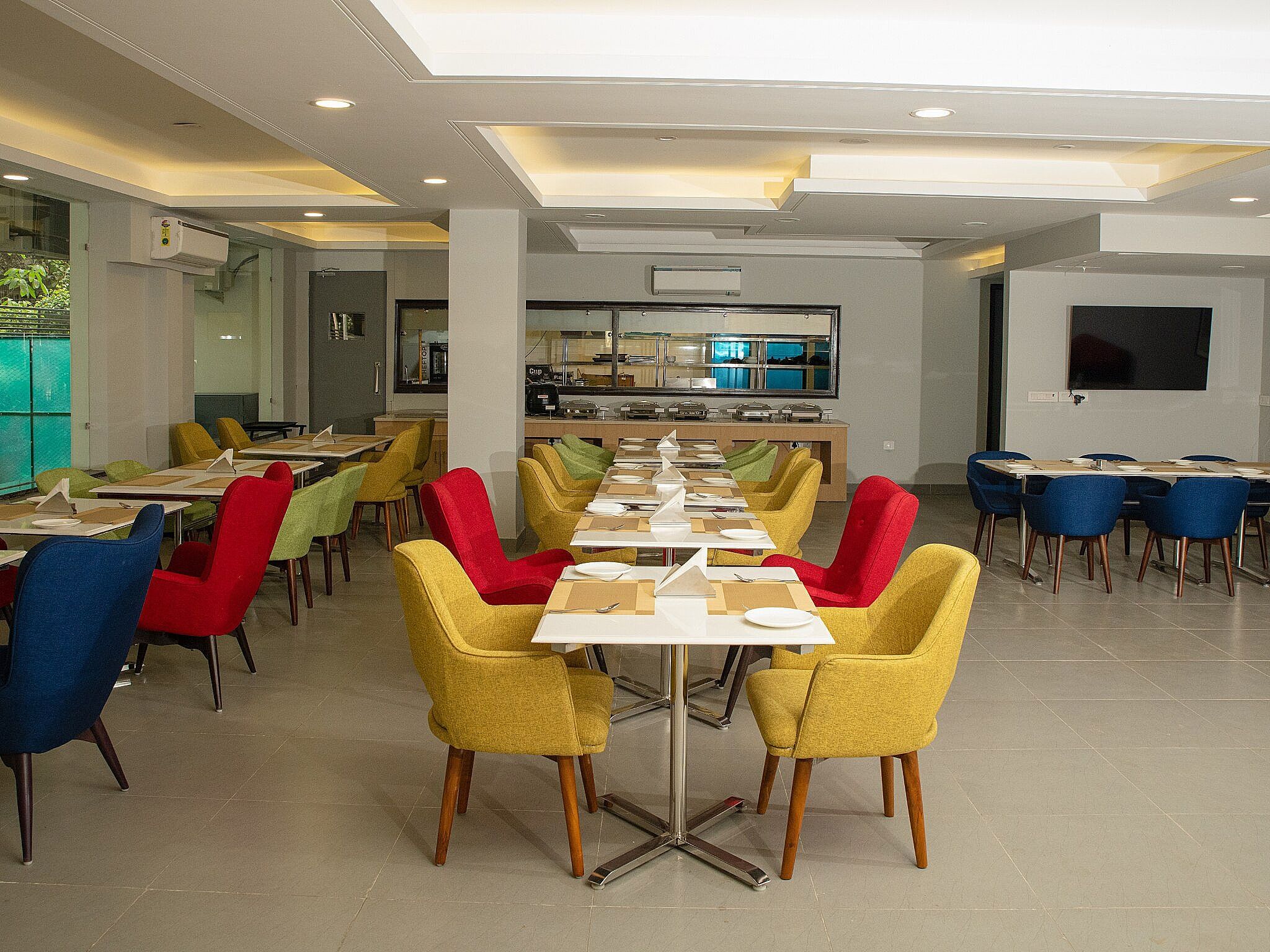 Food & Dining