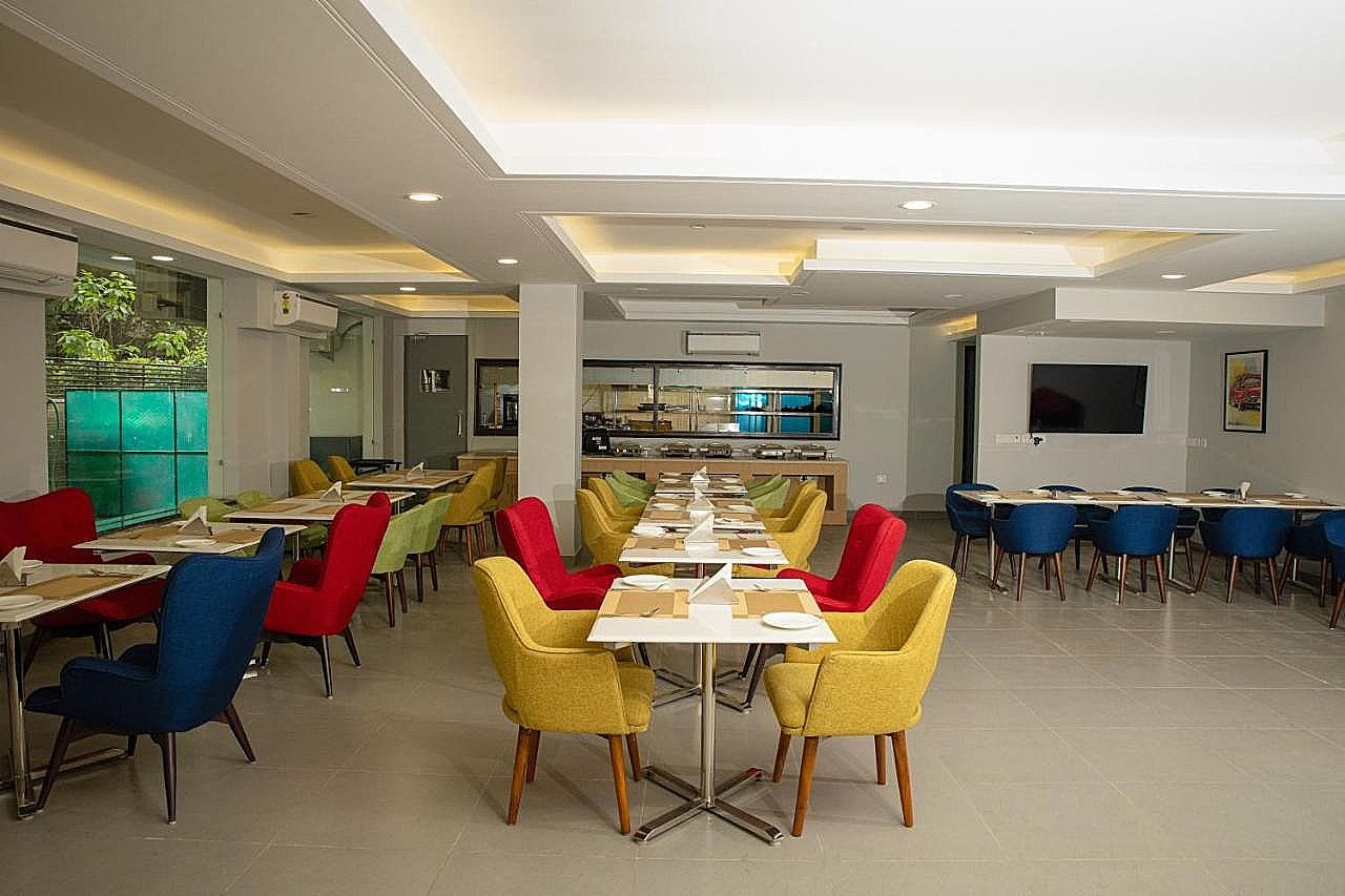Food & Dining