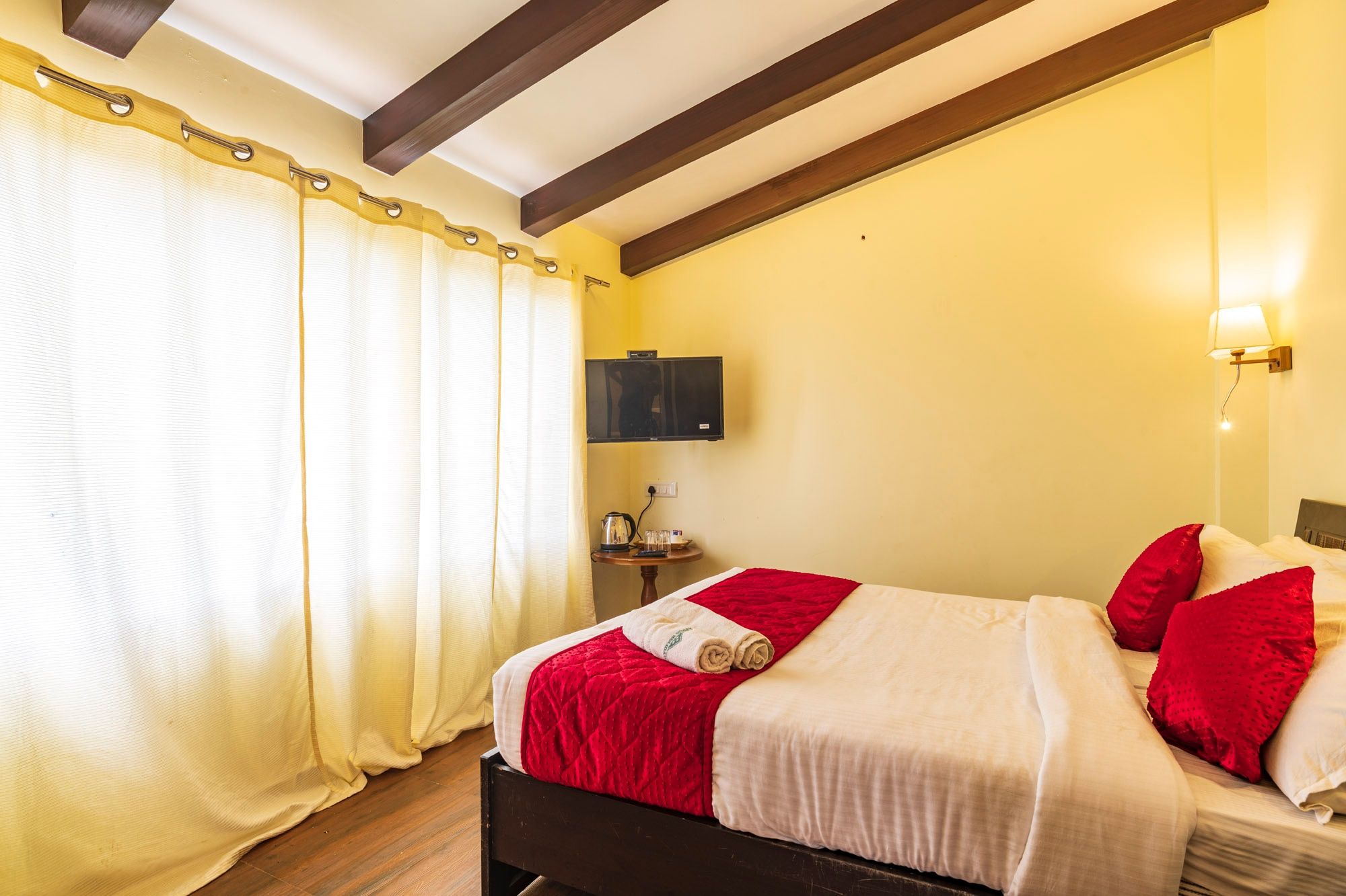 Warmth Hill Crest Deluxe Mountain View 9