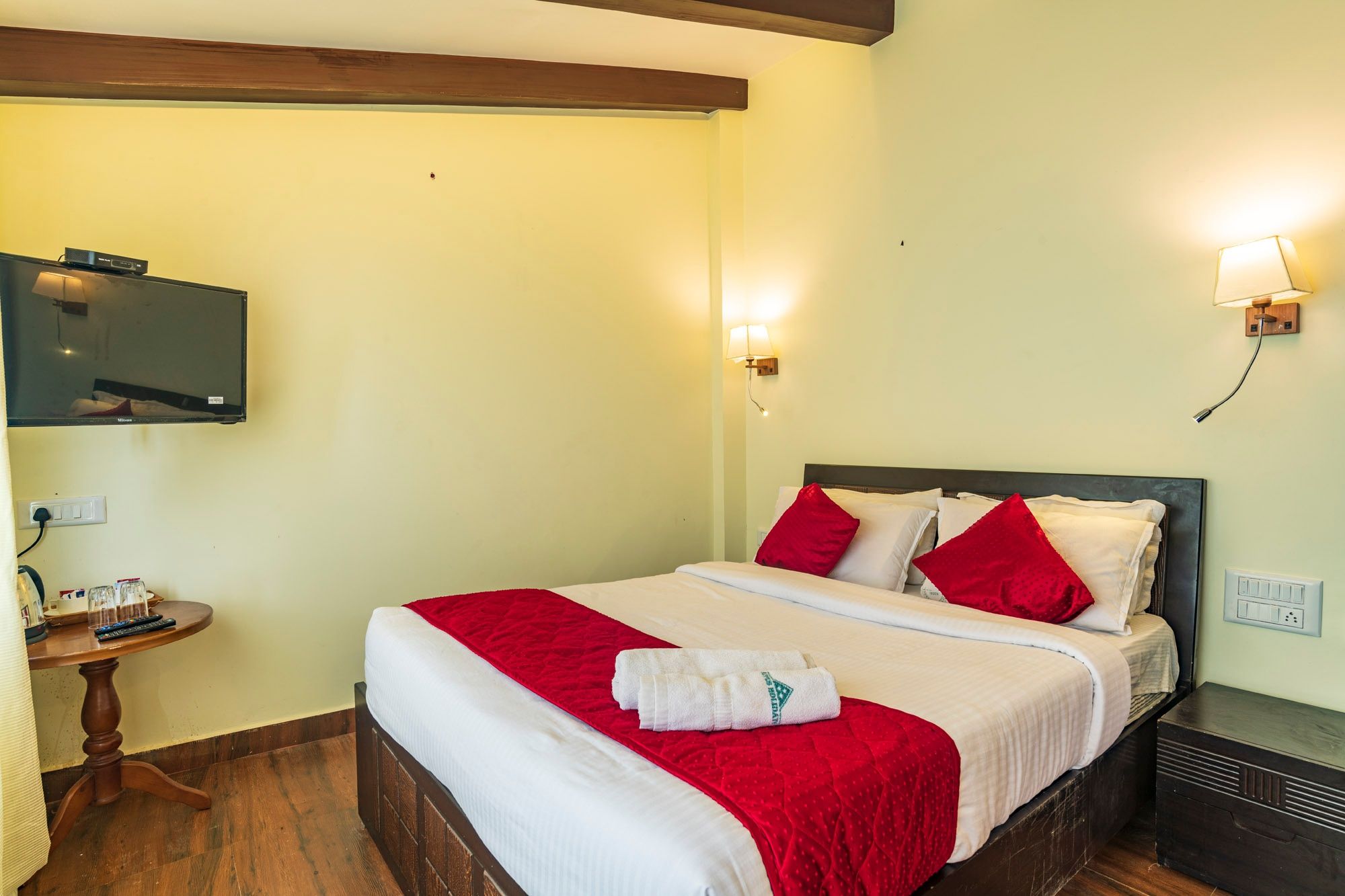 Warmth Hill Crest Deluxe Mountain View 2