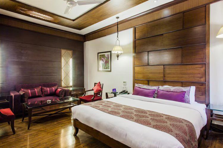 Suite Room