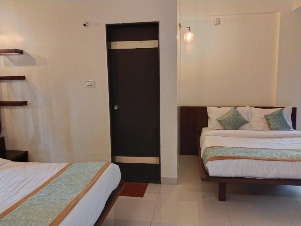 Family Deluxe AC Room