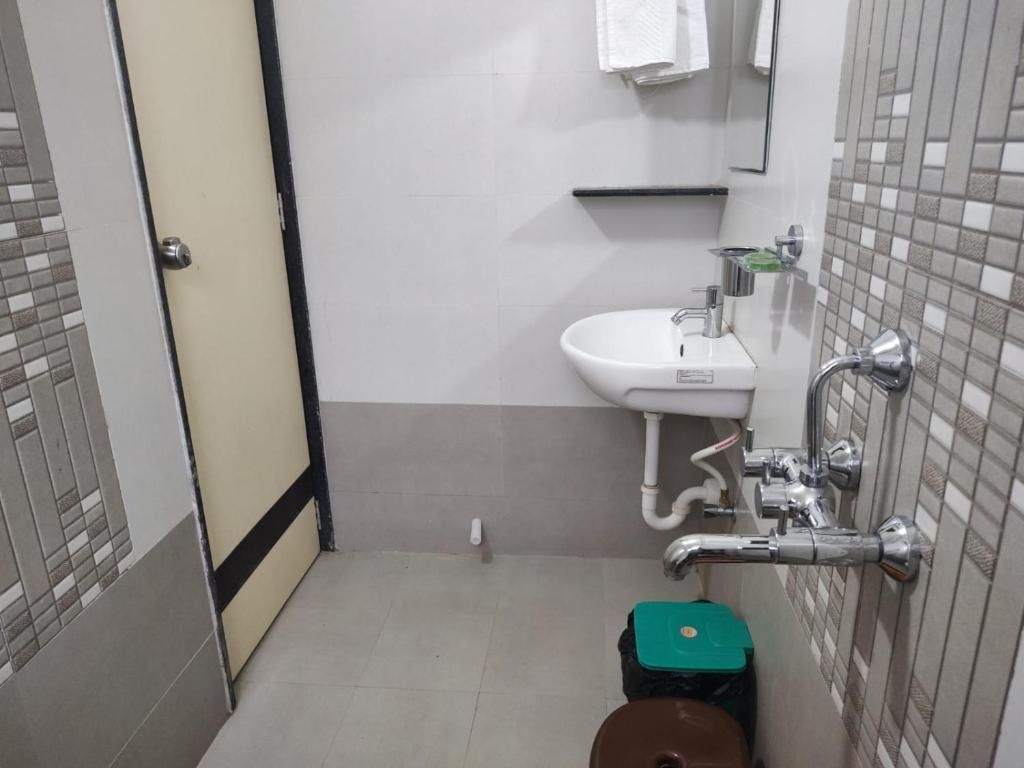 Family Deluxe AC Room