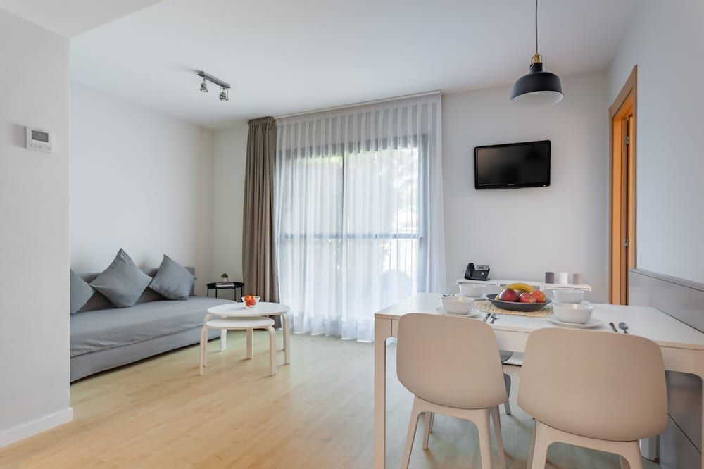 Apartamentos Turísticos Royal Marina Gardens Standard Apartment, 2 Bedrooms 2