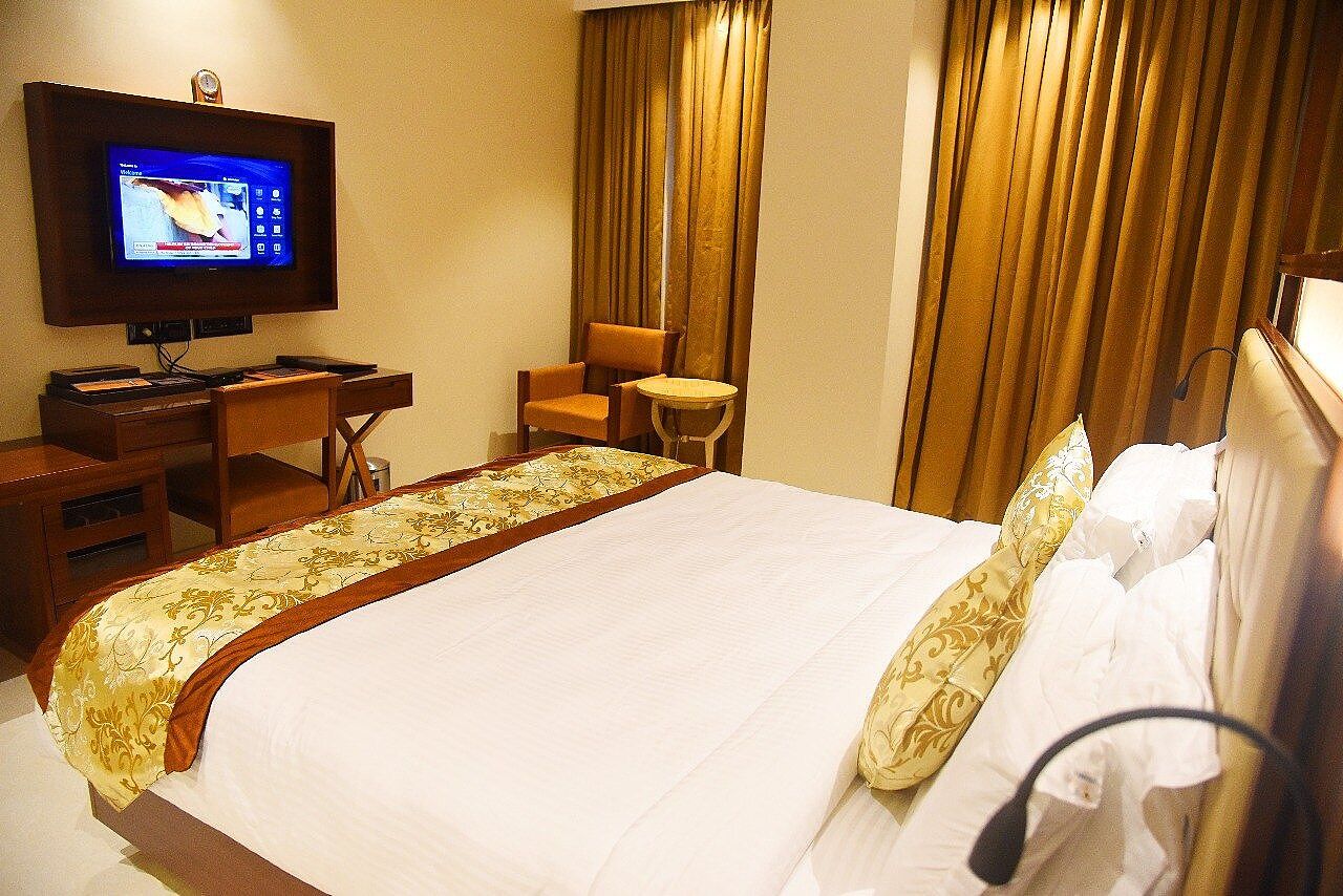 Mango Hotel Vijaywada Comfort Room 6