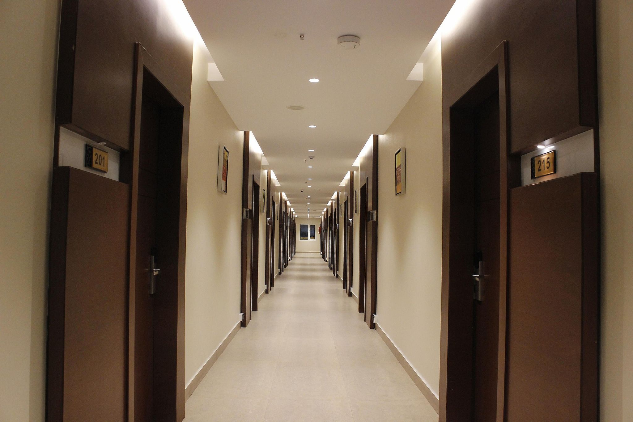 Mango Hotel Vijaywada Classic Room 7