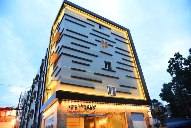 Mango Hotel Vijaywada Cozy Room  9