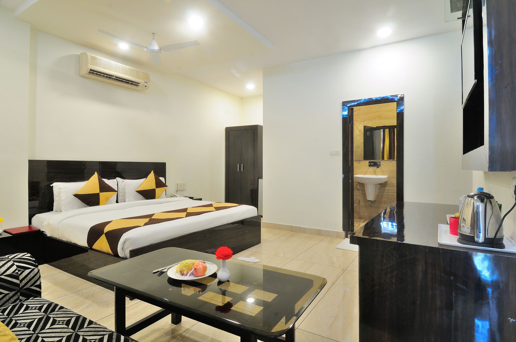 Hotel Vinayak Executive Room 3