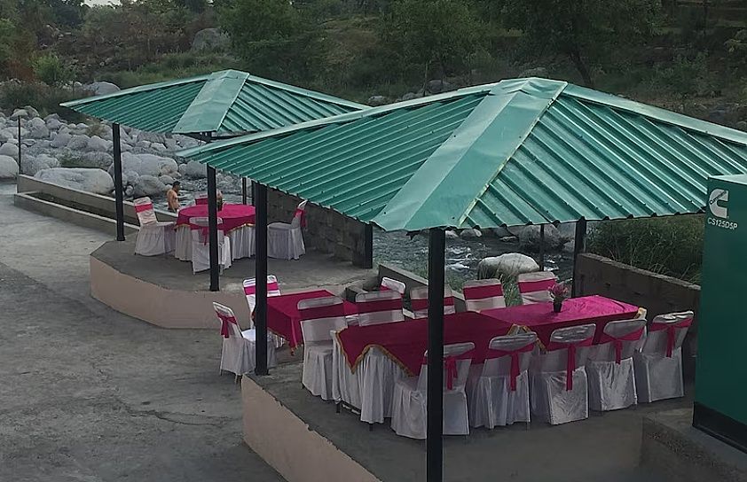 Food & Dining