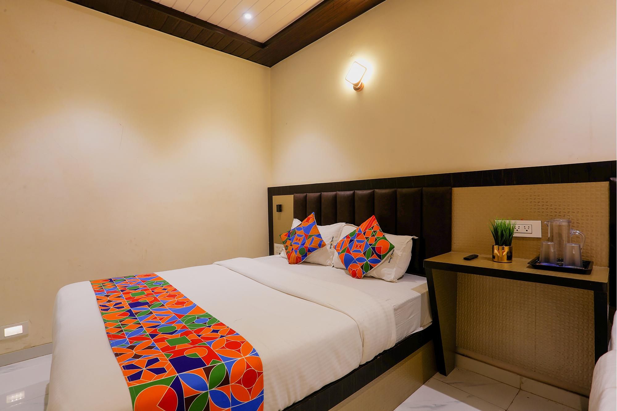 Deluxe Single Room