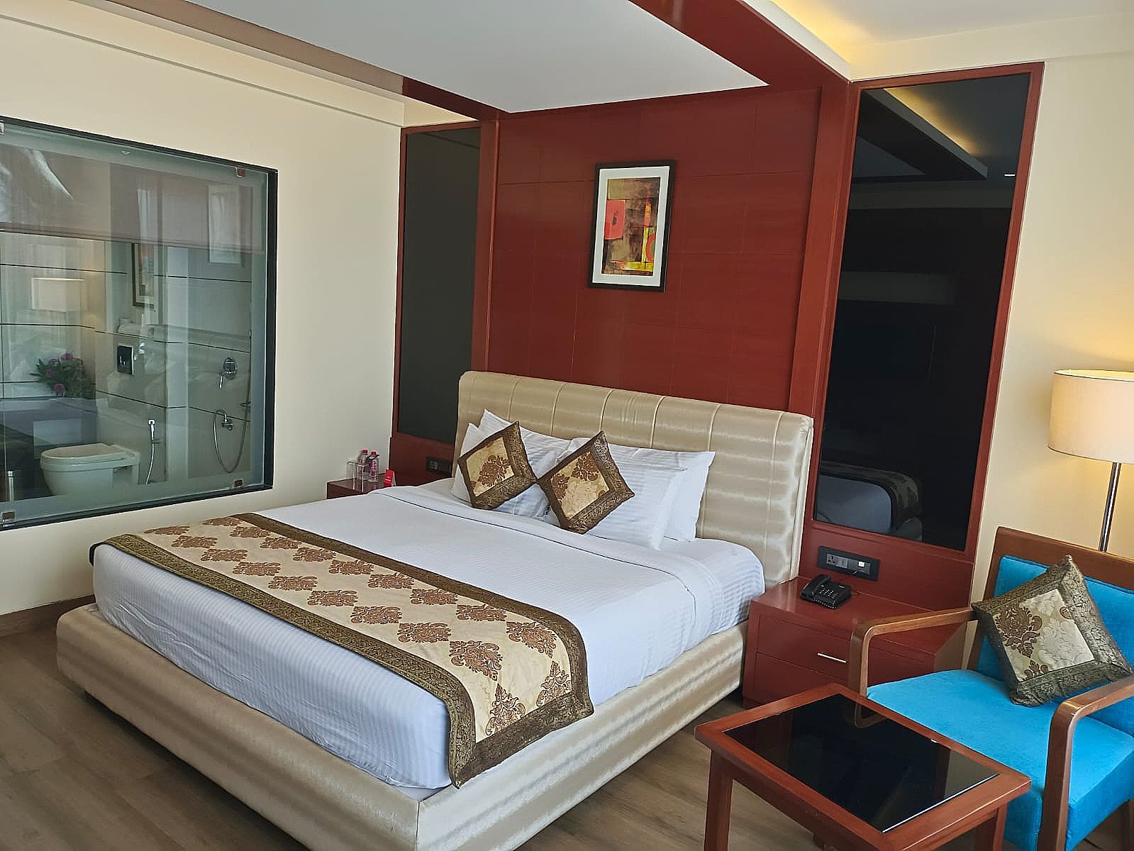Spree Hotel Jaipur Deluxe Room Twin Bed 4
