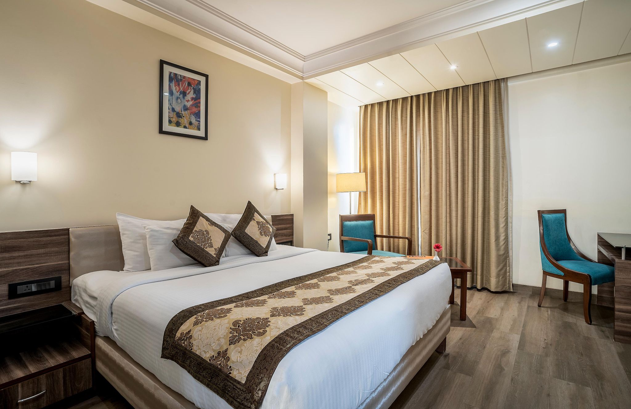 Spree Hotel Jaipur Deluxe Room Twin Bed