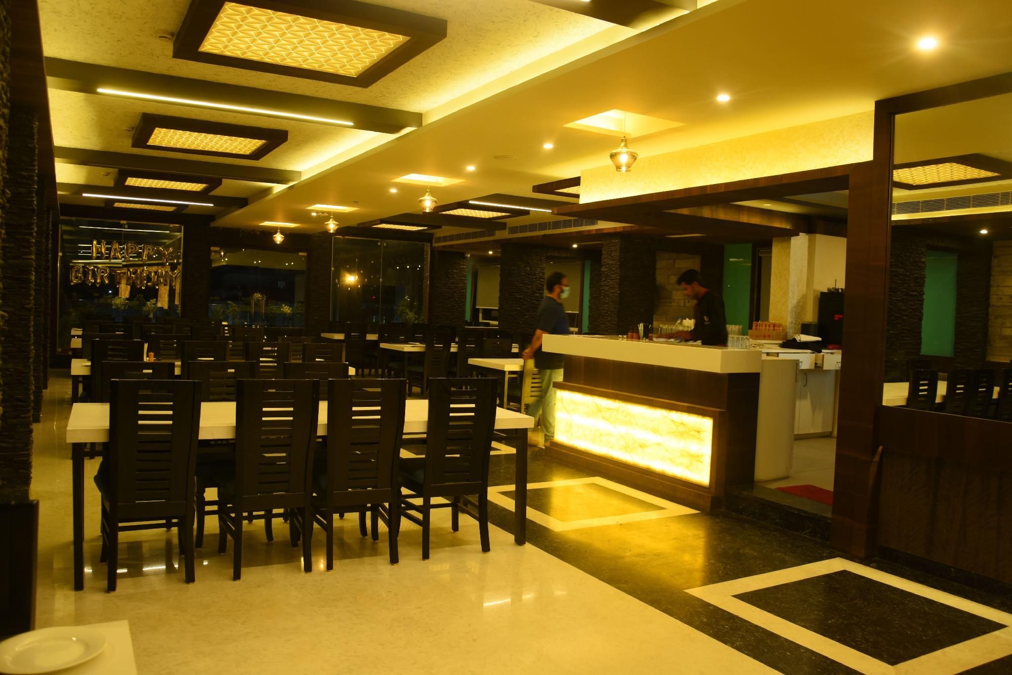 Restaurant (Private room)