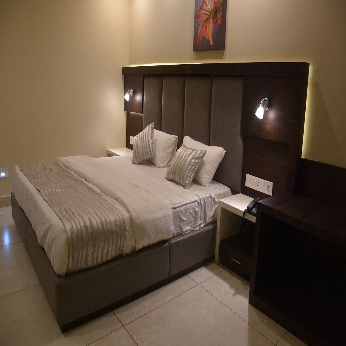 Hotel Shanti Vilas Executive Suite Room 3