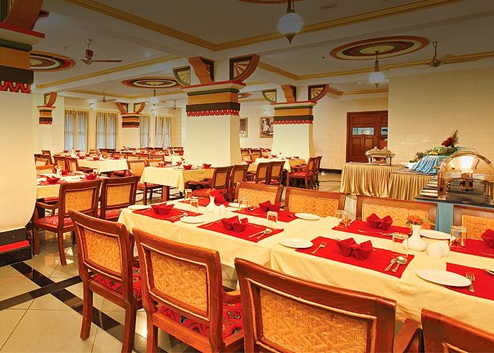 Food & Dining