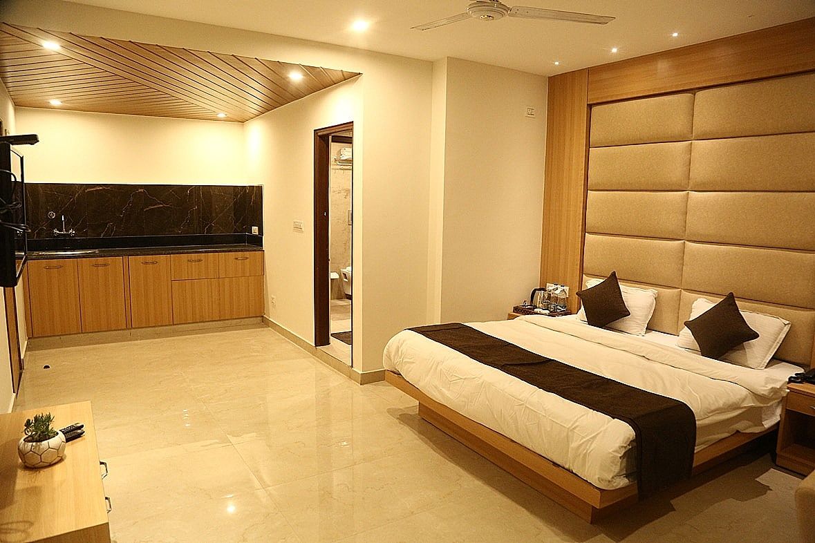 Shining Hills by Lawrence Hotels