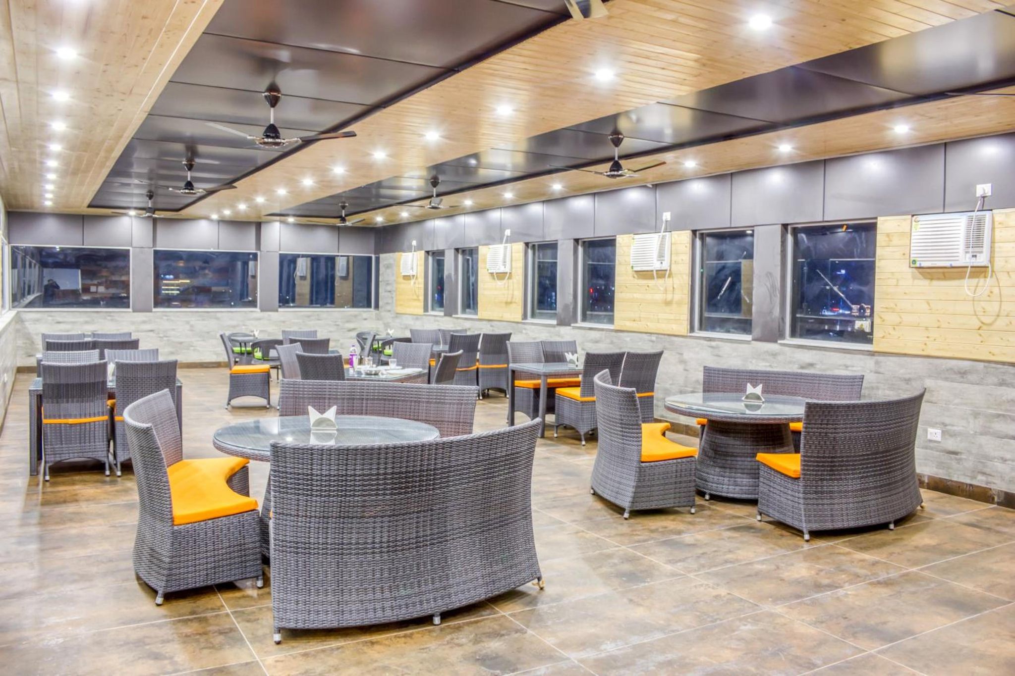 undefined Zip By Spree Hotels Grand Legacy Prime 4