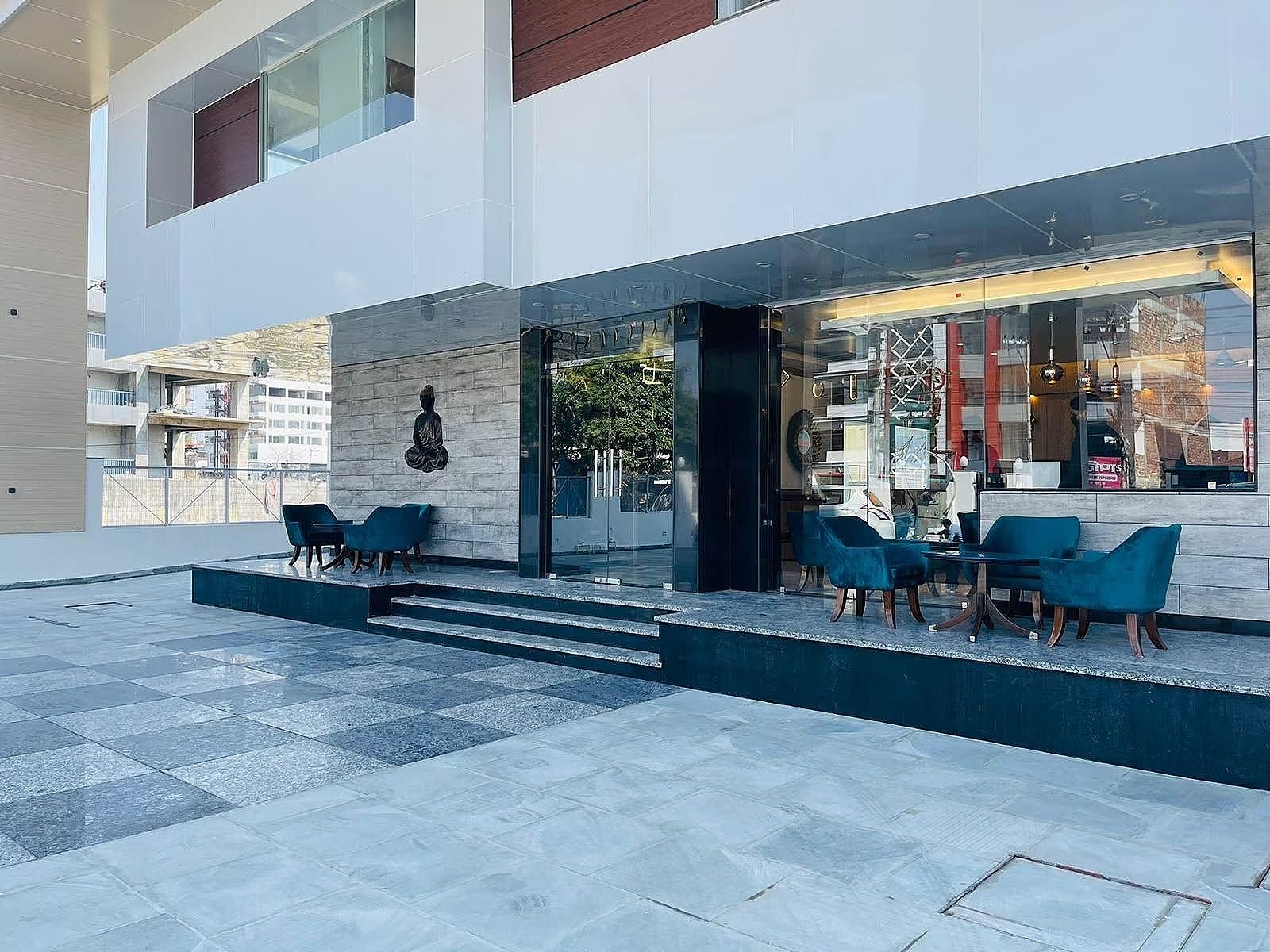 undefined Zip By Spree Hotels Grand Legacy Prime 10