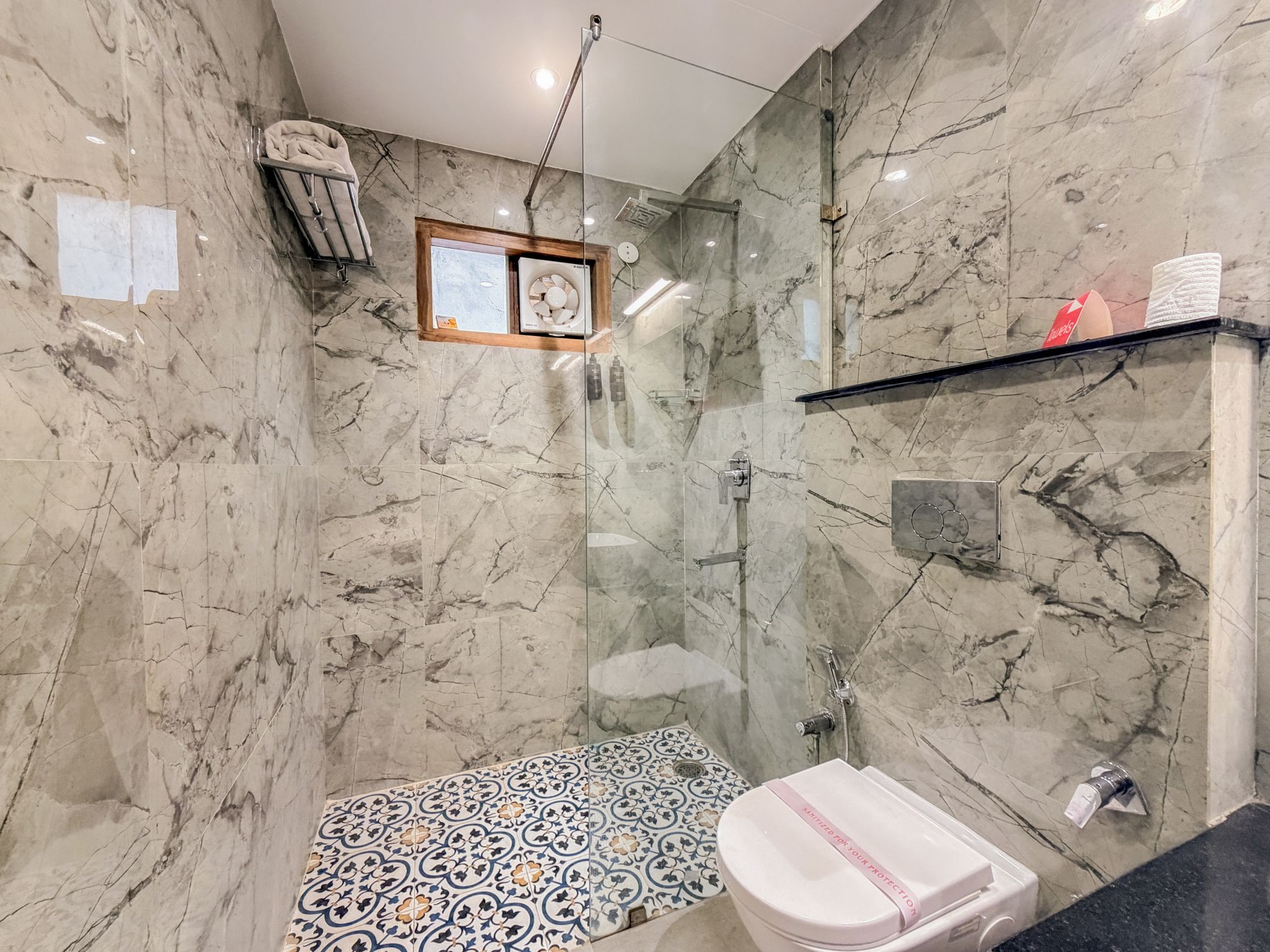 Zip By Spree Hotels Grand Legacy Prime Premium Room 8