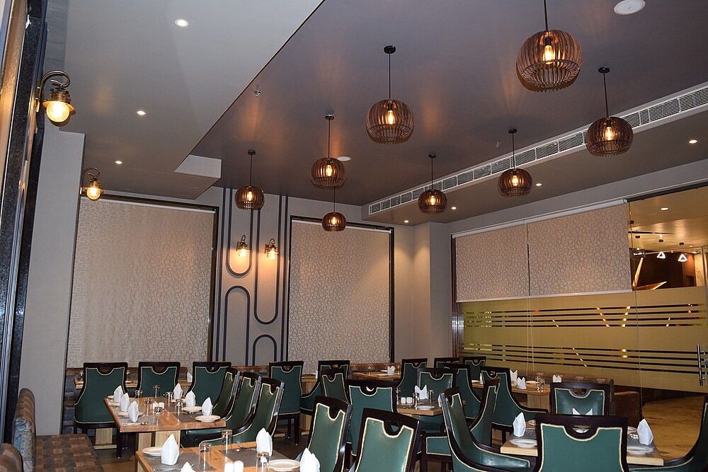 undefined The Forest Hill 10