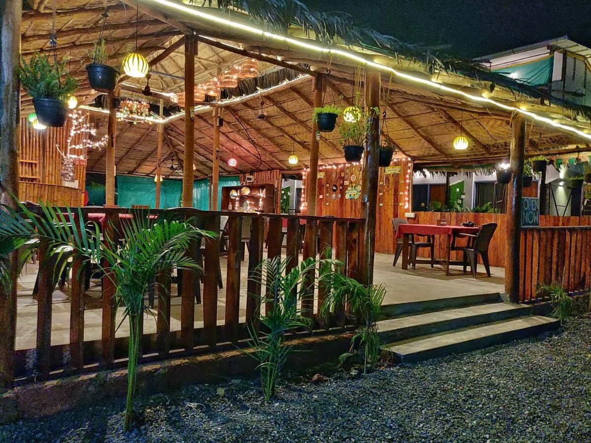 undefined Artisan Resort & Cafe 3