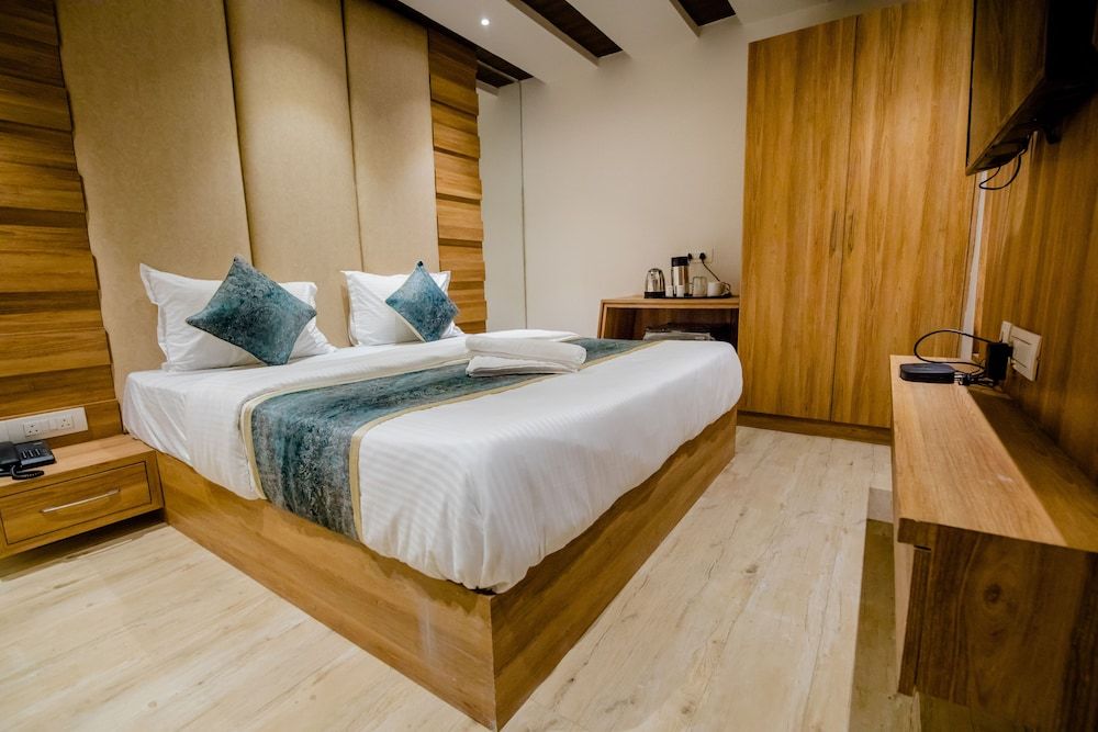 Hotel Kanchan View