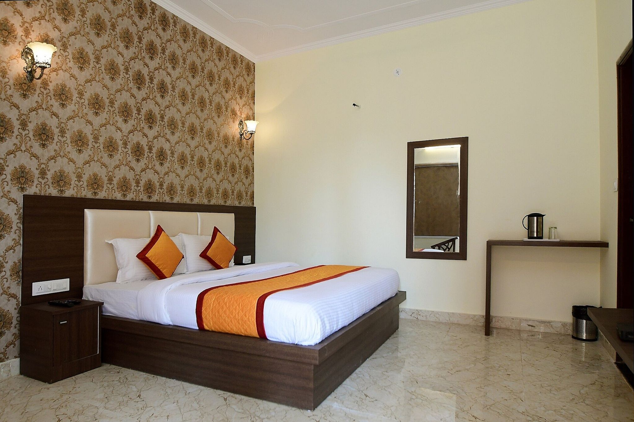 Saipura Bagh Deluxe Ac Room