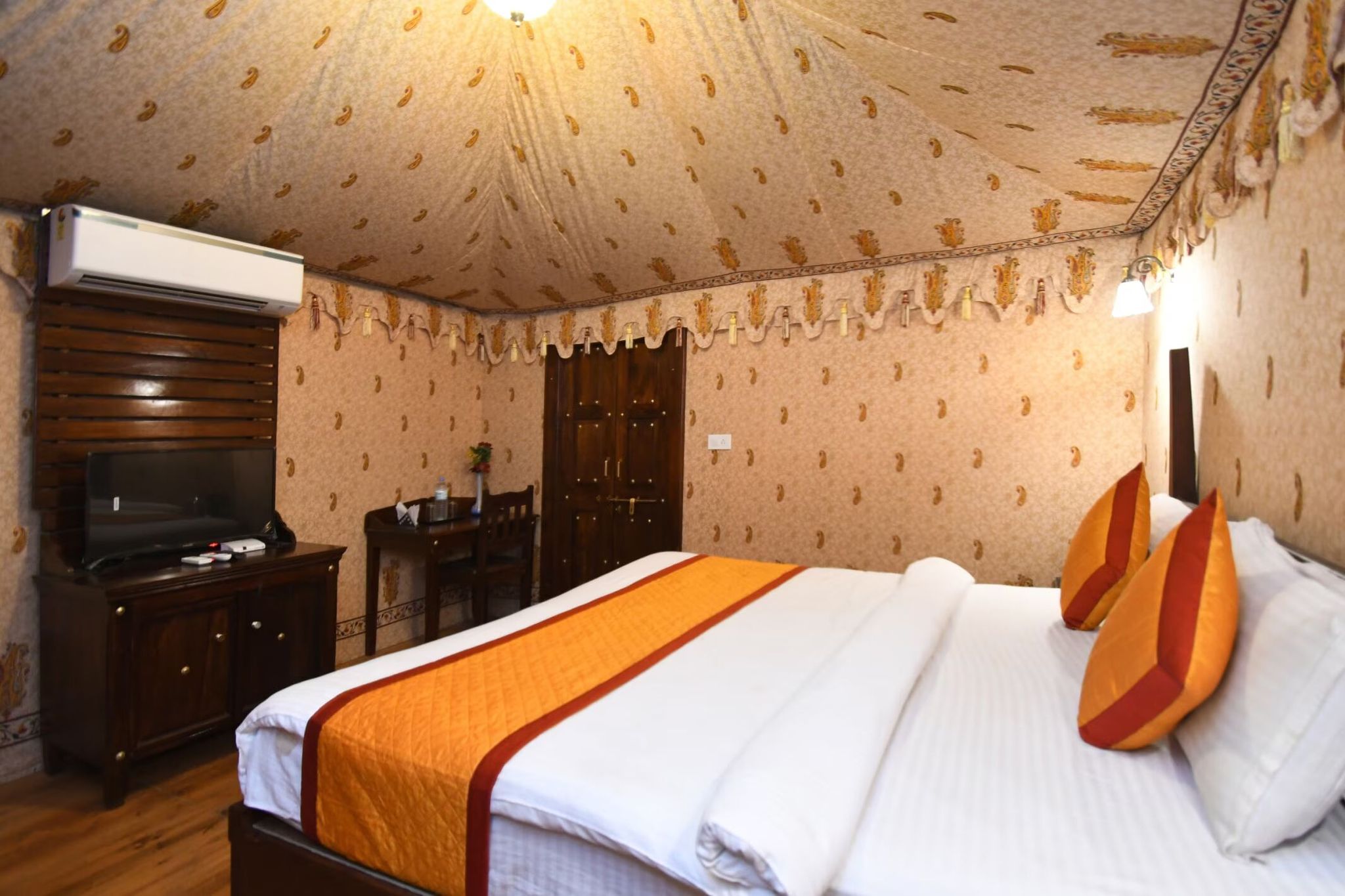 Family Apartment Room